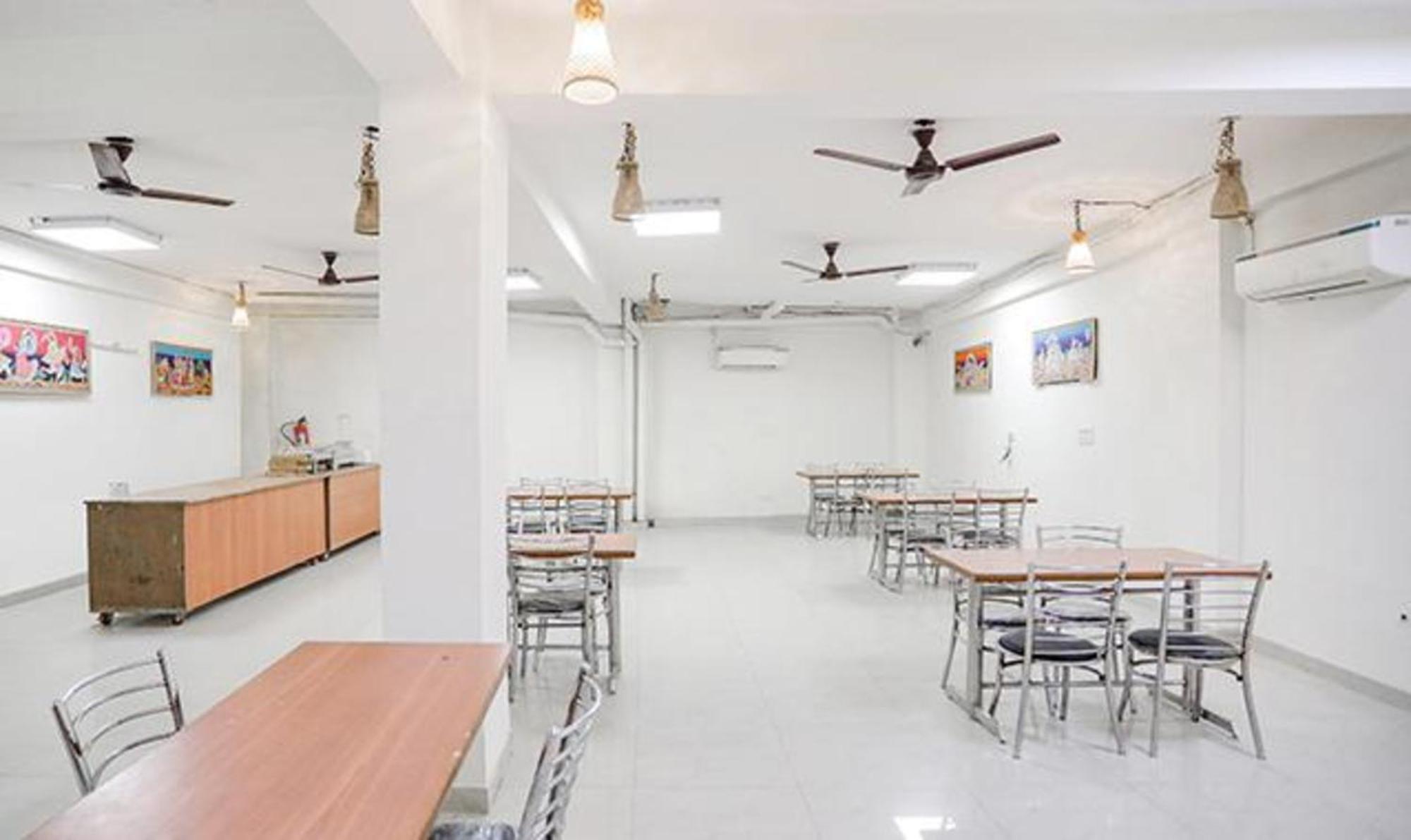 Fabhotel Royal Stay I Greater Noida Exterior photo