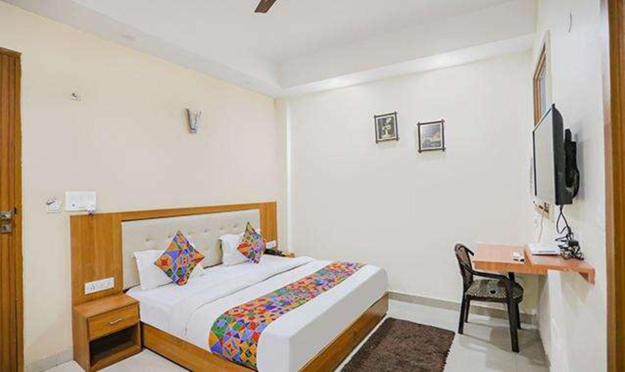 Fabhotel Royal Stay I Greater Noida Exterior photo